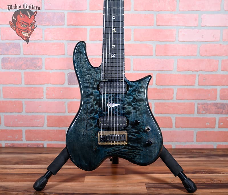 
                      
                        Nevborn Eumorphia Transparent Black Stain 2004 w/OHSC
                      
                    