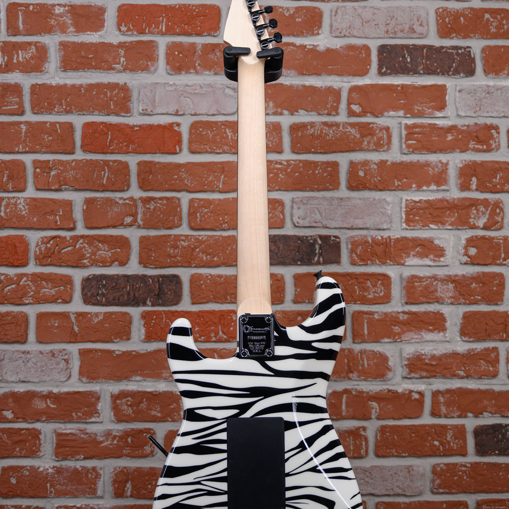 
                      
                        Charvel USA Custom Shop Special Edition SO Cal Hand Painted Zebra Graphic By Dan Lawrence 2025 w/OHSC
                      
                    