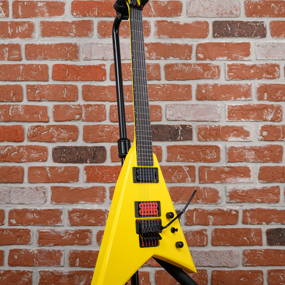 
                      
                        Jackson USA Custom Shop RR 2H FRU Rhoads Graffiti Yellow 2025 w/OHSC
                      
                    