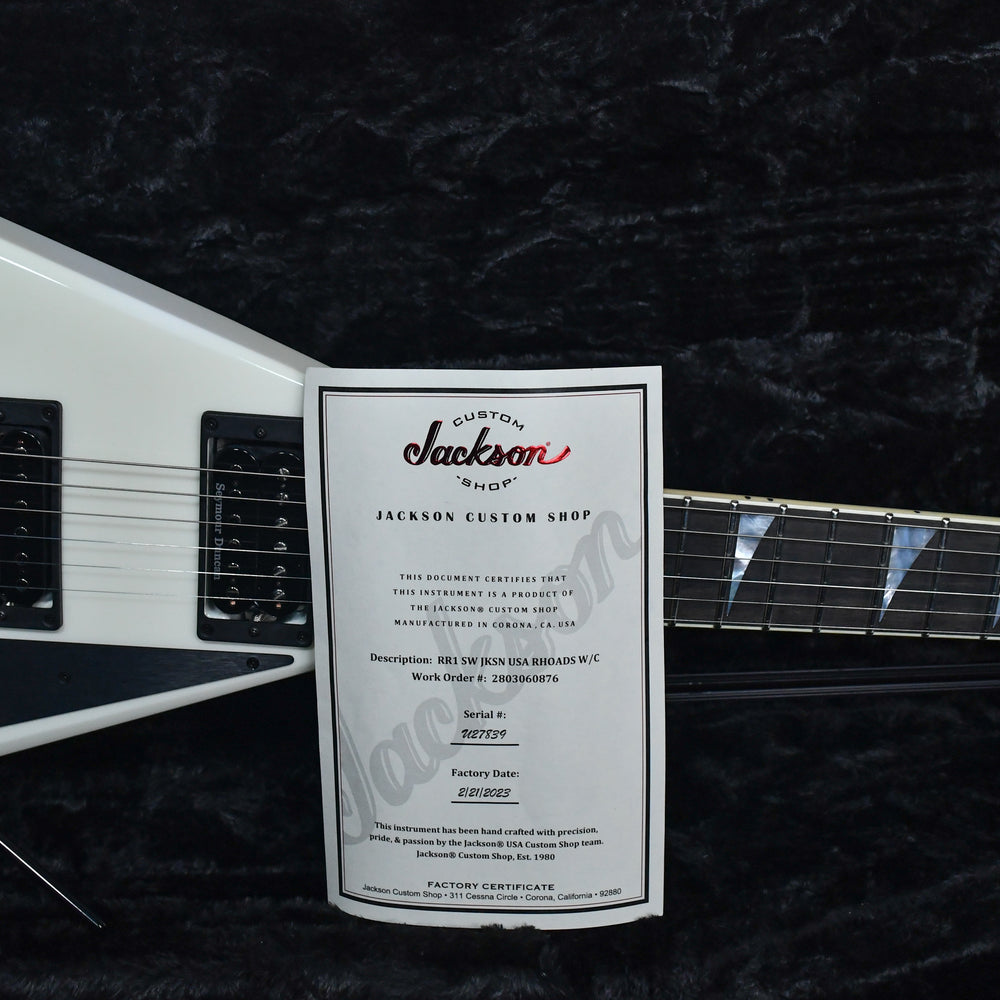 
                      
                        Jackson USA Custom Shop Select RR1 Randy Rhoads Snow White 2023 w/OHSC
                      
                    