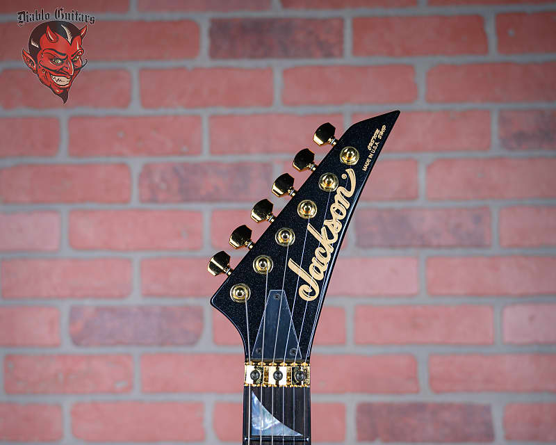 
                      
                        Jackson USA Custom Shop RR1 Rhoads Black Sparkle with Gold Sparkle Bevels 2023 w/OHSC
                      
                    