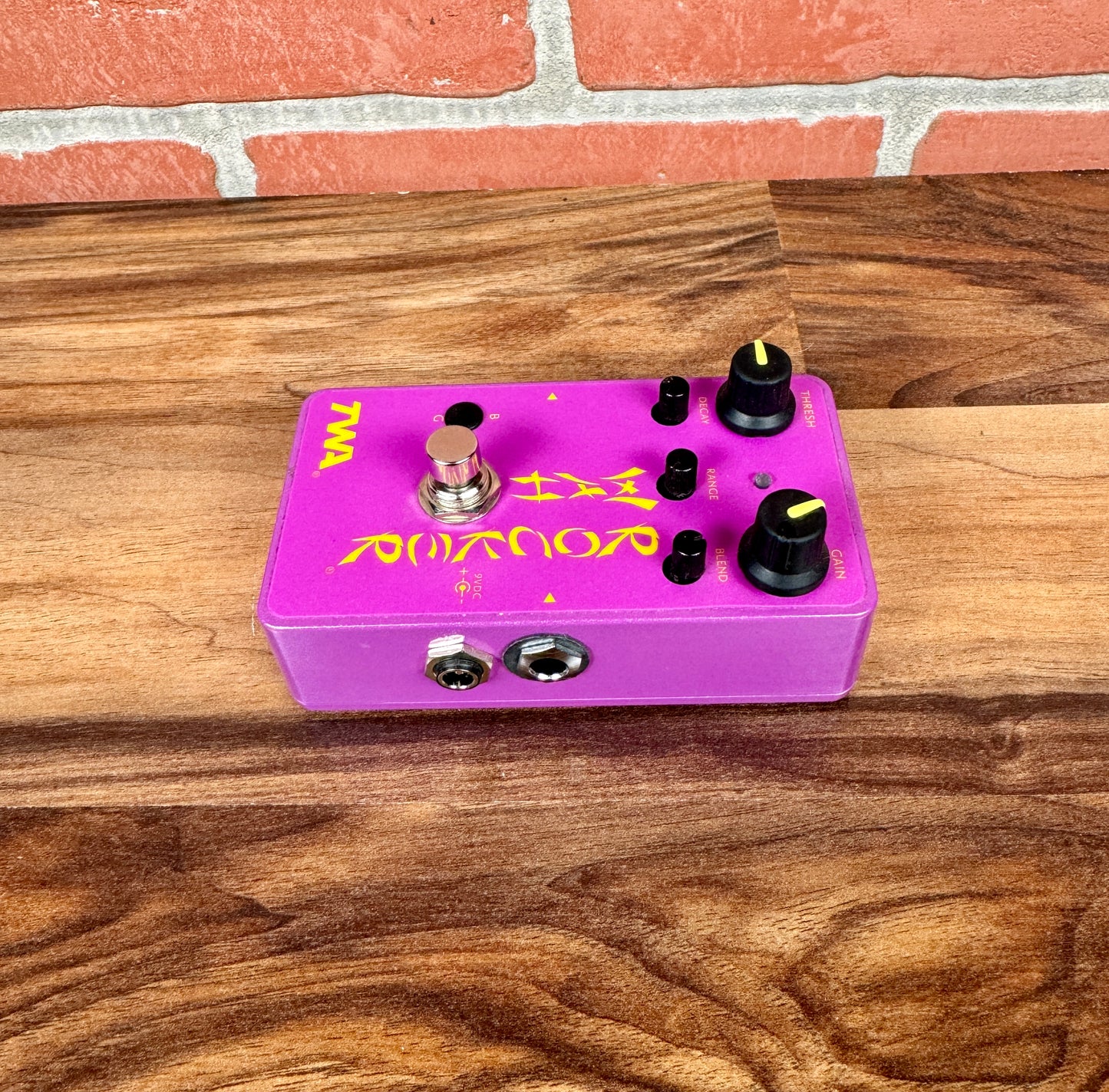 TWA WR-3 Wah Rocker 2010s - Purple With Box