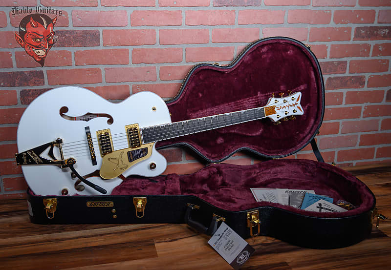 Gretsch Professional Collection Falcon Hollow Body with String-Thru Bigsby White 2024 w/OHSC