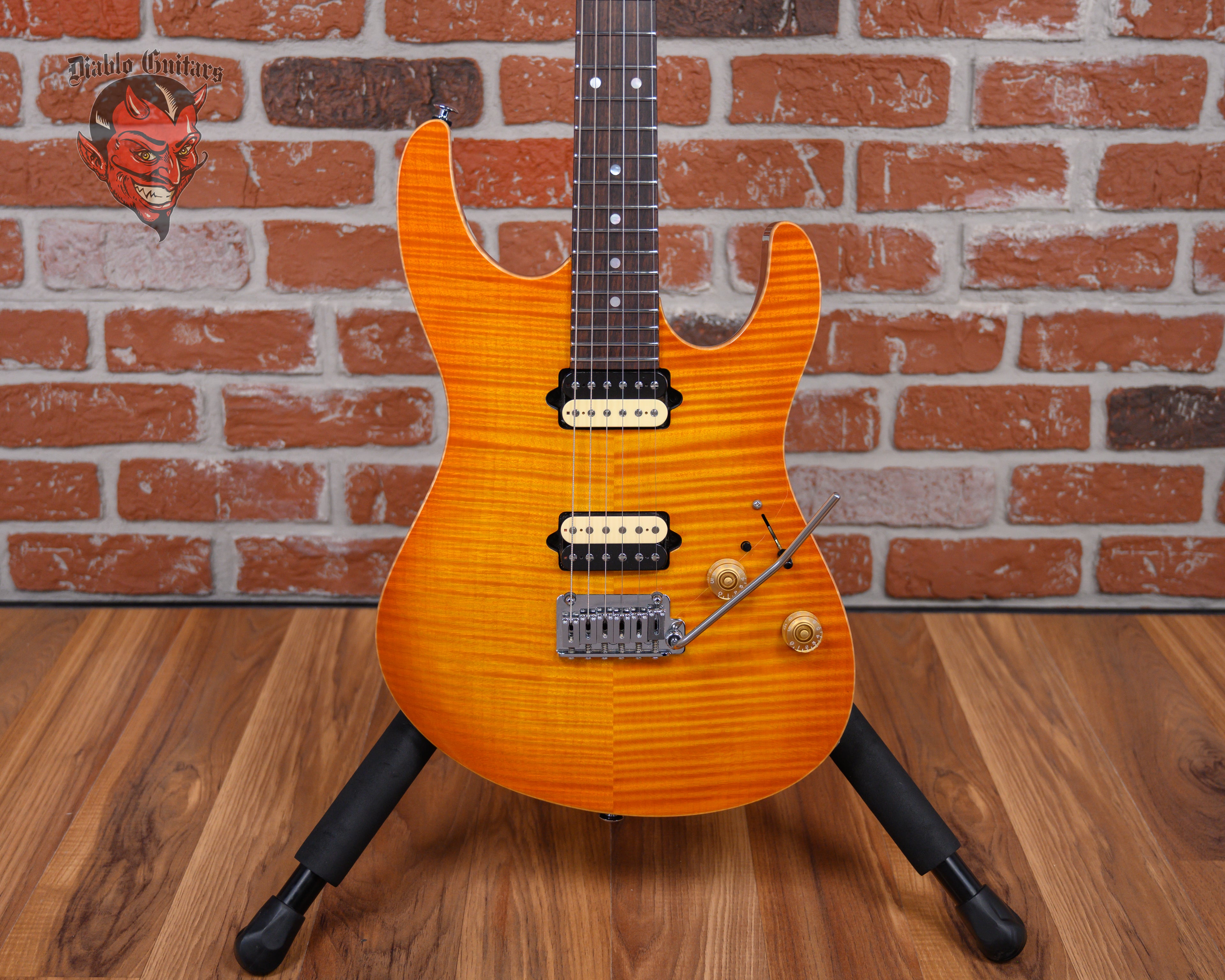 Suhr Modern Flame Maple Top Faded Honey Burst 2010 w/OHSC – Diablo Guitars