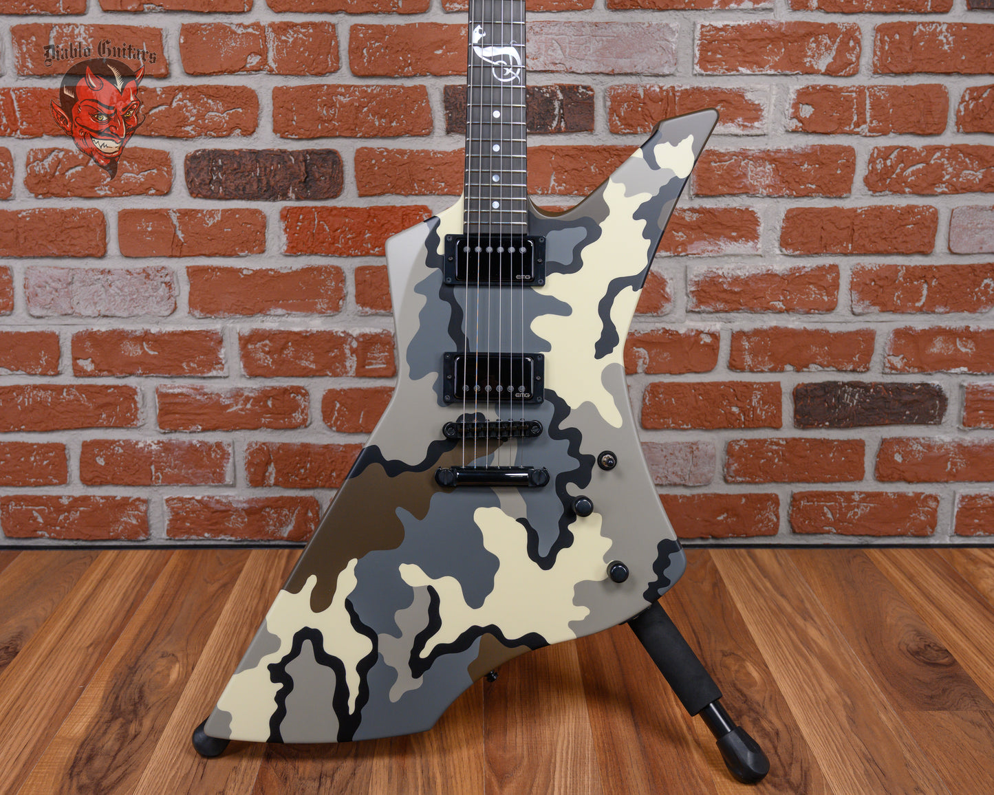 ESP Signature Series Custom Shop James Hetfield Signature Snakebyte Kuiu Camo Satin 2025 w/OHSC