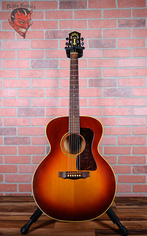 
                      
                        Guild GF-30 Sunburst 1987 w/OHSC
                      
                    