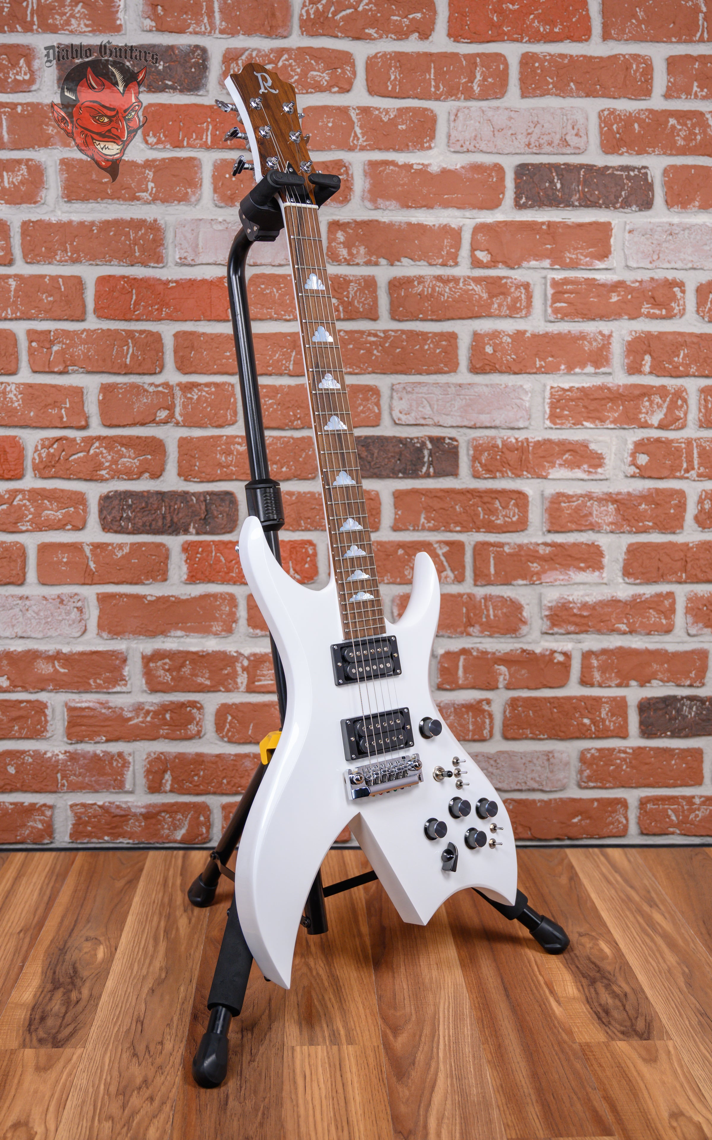 B.C. Rich USA Rich Bich Standard Glitter Rock White Built by Neal