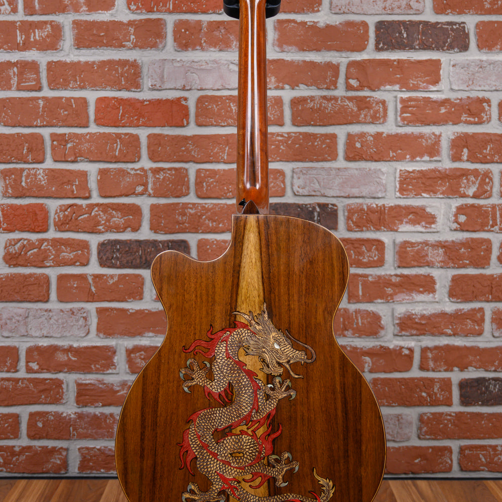 
                      
                        Blueberry Grand Concert Dragon Motif Acoustic Natural 2023 w/OHSC
                      
                    