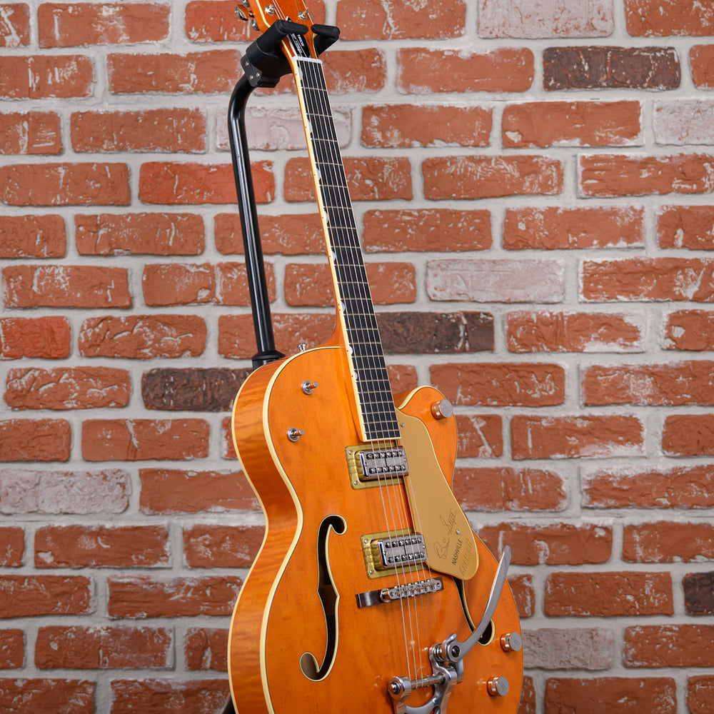 
                      
                        Gretsch G6120T-BSNV Brian Setzer Signature Nashville Hollow Body ‘59 Smoke with Bigsby Satin Orange Smoke 2025 w/OHSC
                      
                    