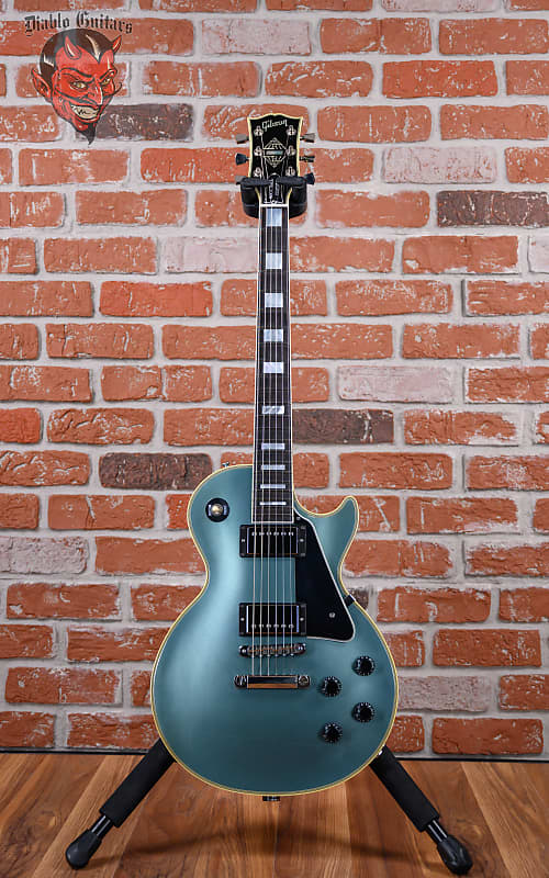 
                      
                        Gibson Custom Shop Limited Edition Rock and Roll Hall of Fame Les Paul Custom Aged Antique Pelham Blue 2014 w/OHSC
                      
                    