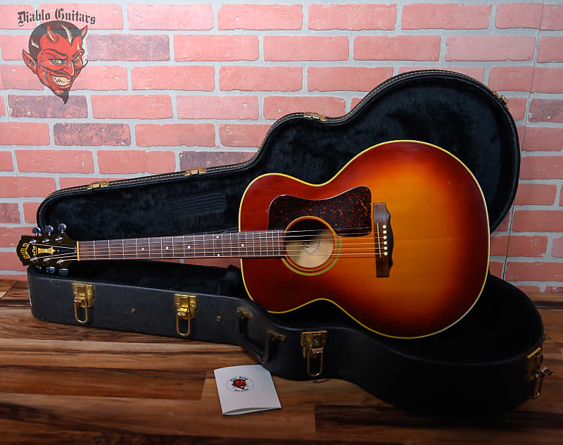 Guild GF-30 Sunburst 1987 w/OHSC