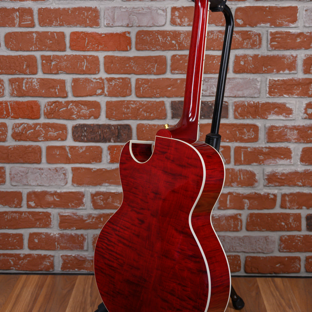 
                      
                        Gibson Custom Shop ES-175 Wine Red 2008 w/OHSC
                      
                    