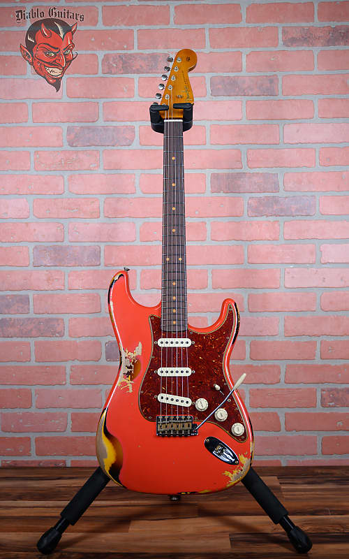 
                      
                        Fender Custom Shop S21 Event Limited Edition ‘62 Strat Aged Fiesta Red over Sunburst Relic 2022 w/OHSC
                      
                    