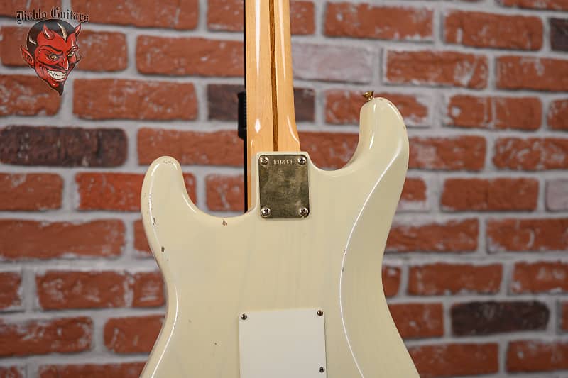 
                      
                        Fender Custom Shop 1956 Stratocaster Relic Vintage Blonde 2004 w/OHSC
                      
                    