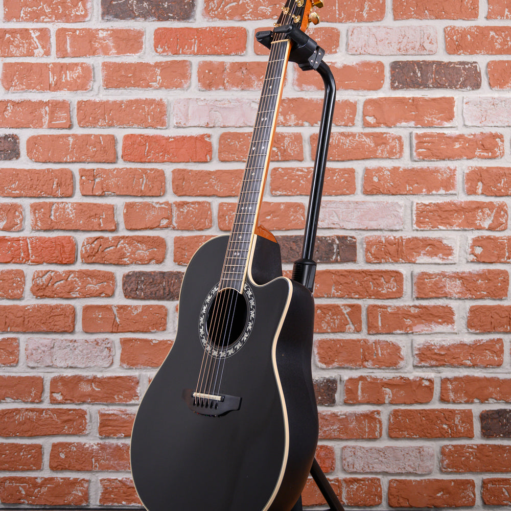 
                      
                        Ovation 1777 Lx Legend LX Black 2004 w/OHSC (Owned By Dave Mustaine)
                      
                    