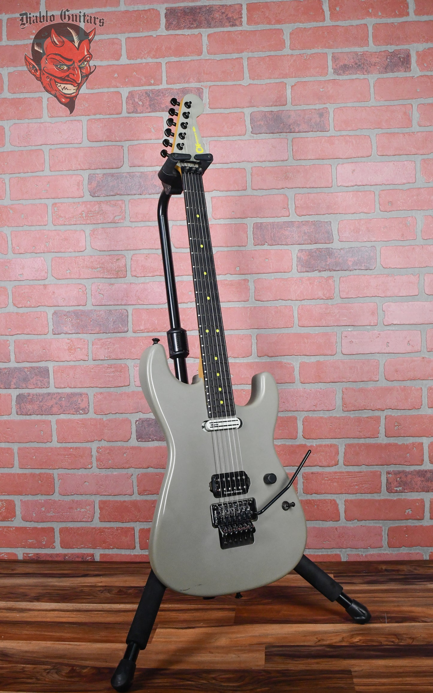 Charvel San Dimas Wildcard #7 Primer Scream Japan 2011 w/OHSC