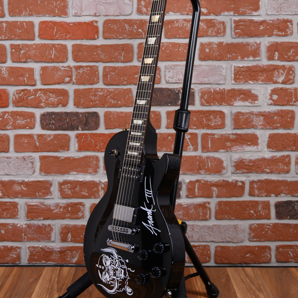 
                      
                        Gibson Les Paul Studio Ebony (Owned/Signed by Frank Novinec of Hatebreed) 2010 w/Hard Shell Case
                      
                    