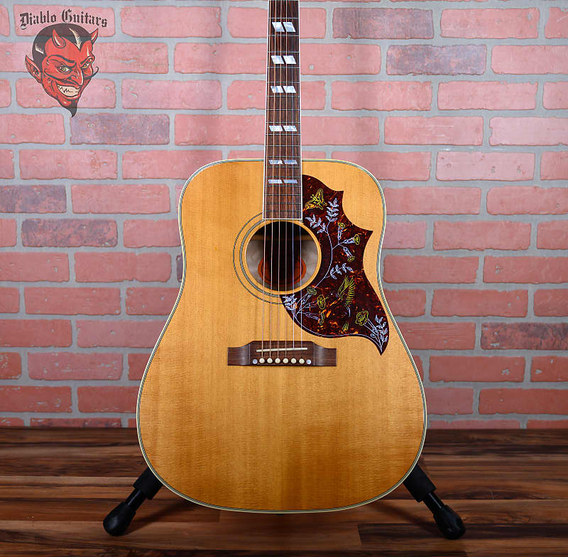 Gibson Custom Art and Historic Hummingbird Quilt Custom Natural 2001 w/OHSC