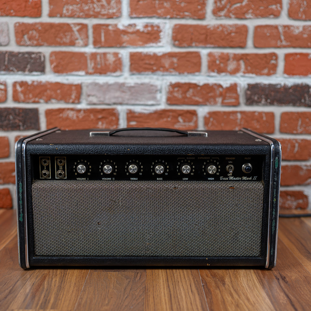 
                      
                        Traynor YBA-1A Bass Master Mark II 90-Watt Guitar / Bass Head Late 1970s Black with Silver Grill
                      
                    