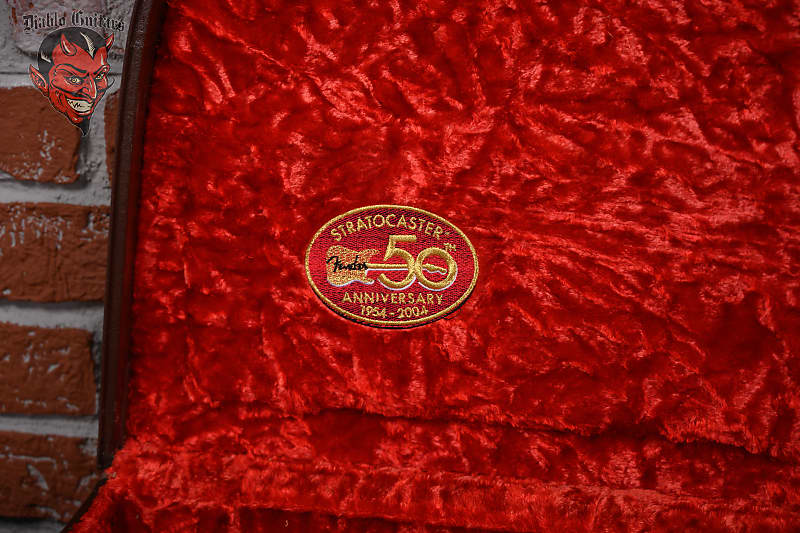 
                      
                        Fender Custom Shop Limited Release 50th Anniversary ‘54 Stratocaster Reissue Master Built By John Cruz 2-Color Sunburst Closet Classic 2004 w/OHSC
                      
                    