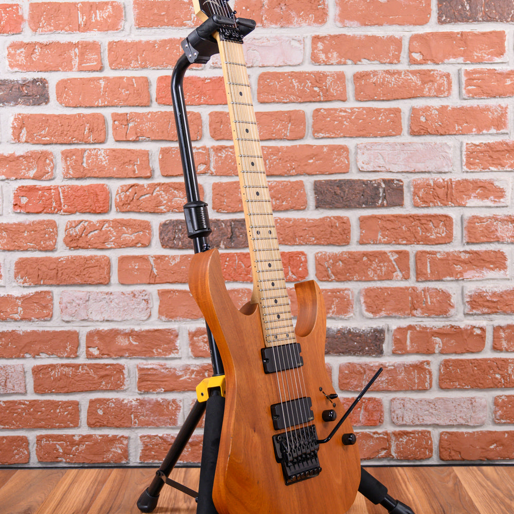 
                      
                        Ibanez USA Custom Shop LACS 7 String Natural 2006 w/HSC
                      
                    