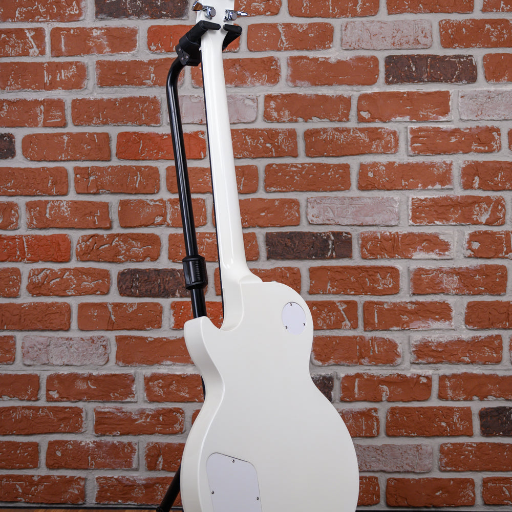 
                      
                        Gibson Bucket Head Signature Les Paul Alpine White 2012 w/OHSC
                      
                    