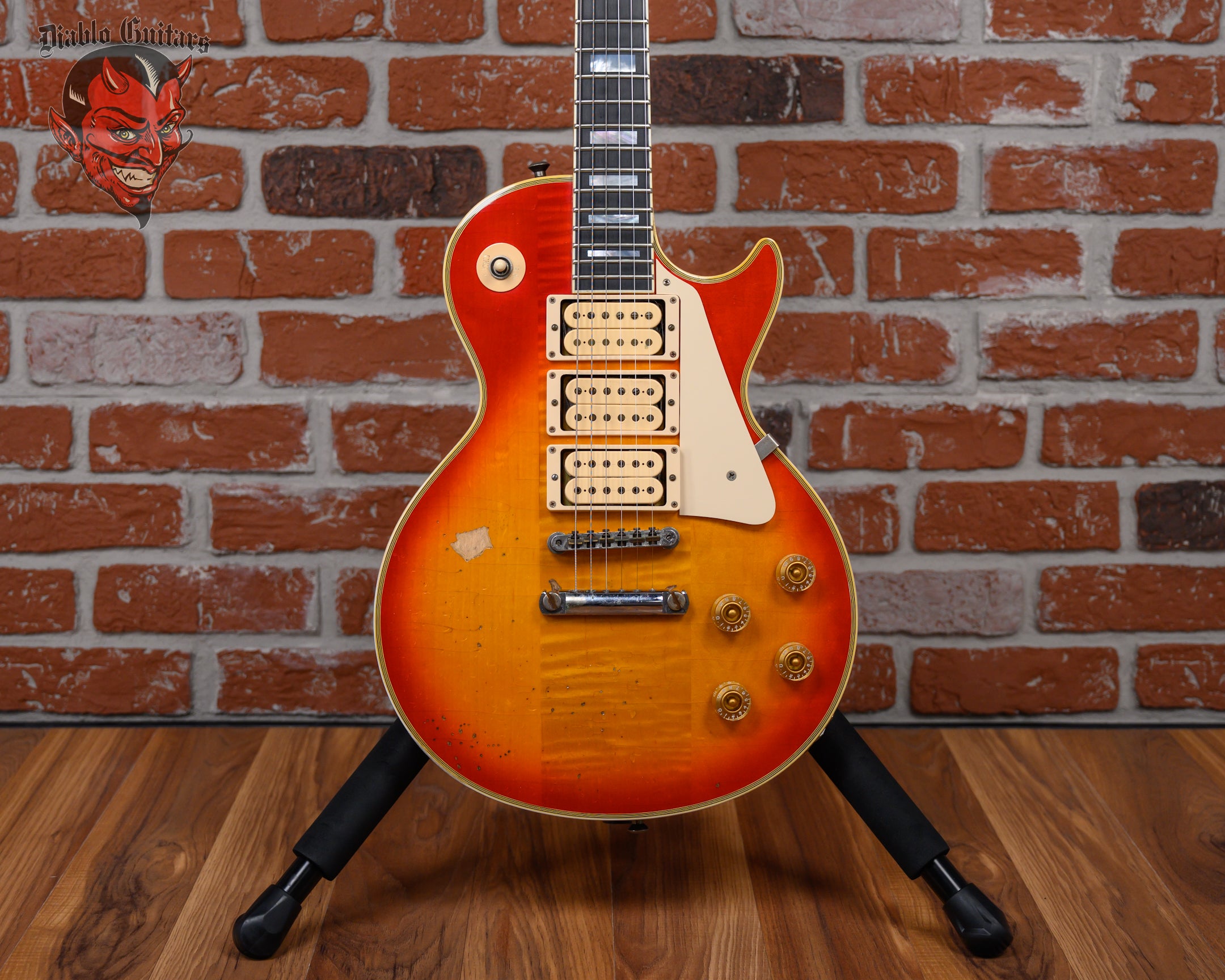 Gibson Custom Shop Ace Frehley Budokan 1974 Les Paul Custom Aged