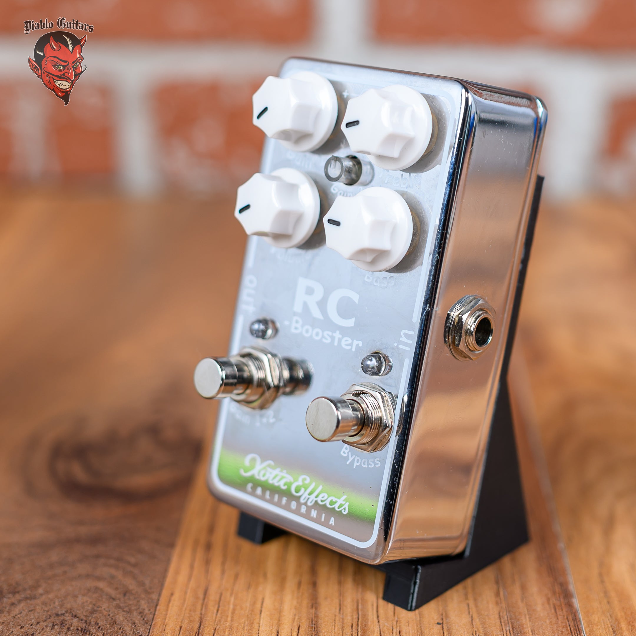 Xotic RC Booster V2 Chrome – Diablo Guitars