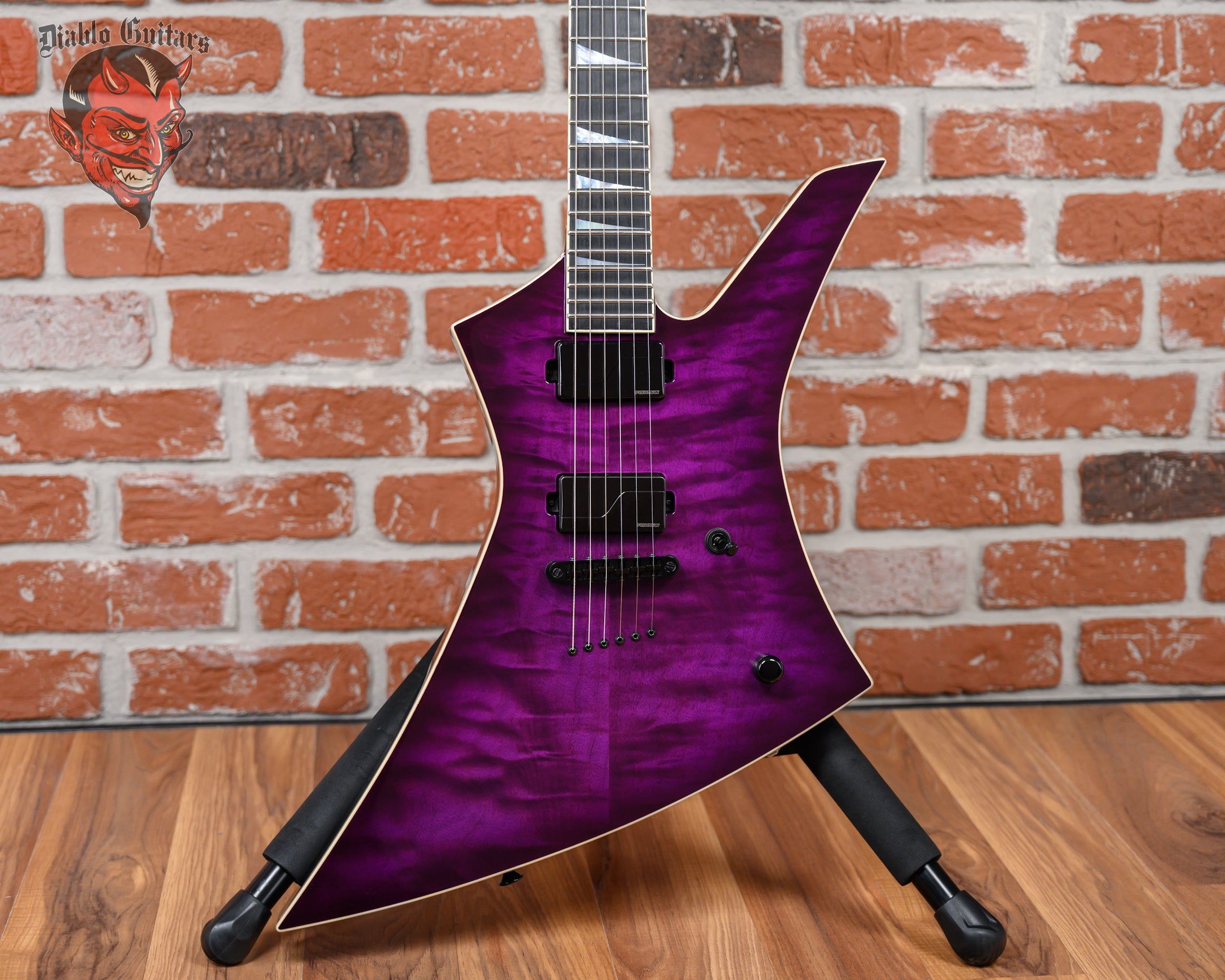 Jackson USA Custom Shop Kelly TOM Quilted Maple Top Transparent