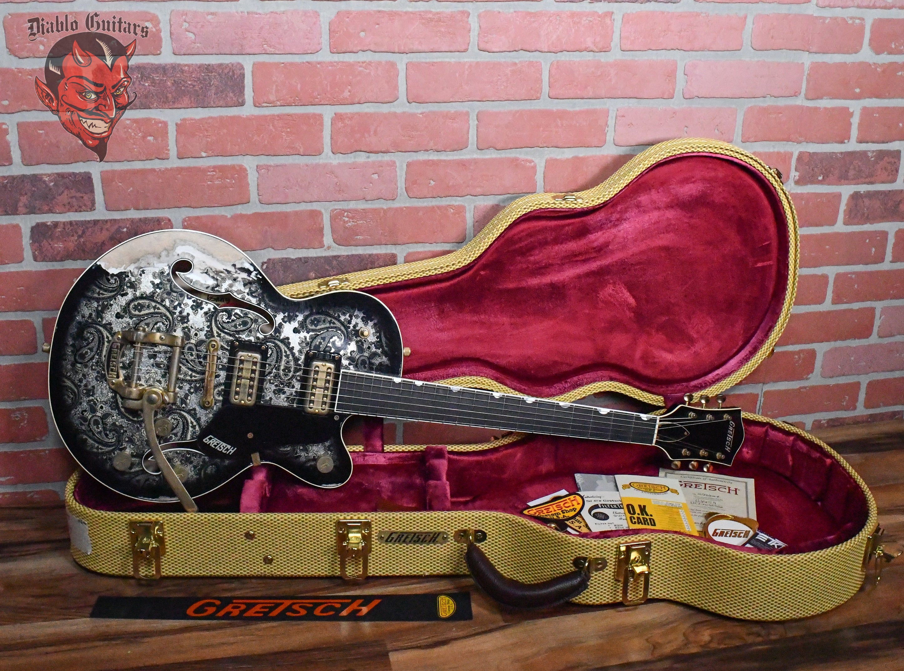 Gretsch USA Custom Shop G6659-CST Master Built By Gonzalo Madrigal Black Paisley Heavy Relic 2024 w/OHSC