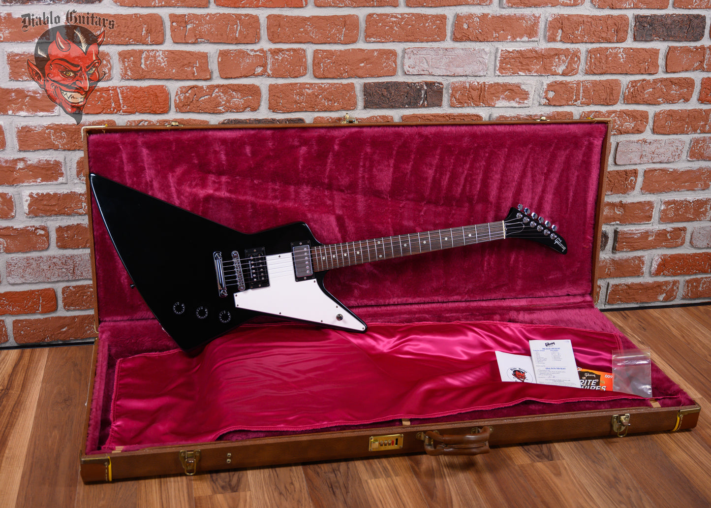 Gibson Explorer Ebony 1998 w/OHSC