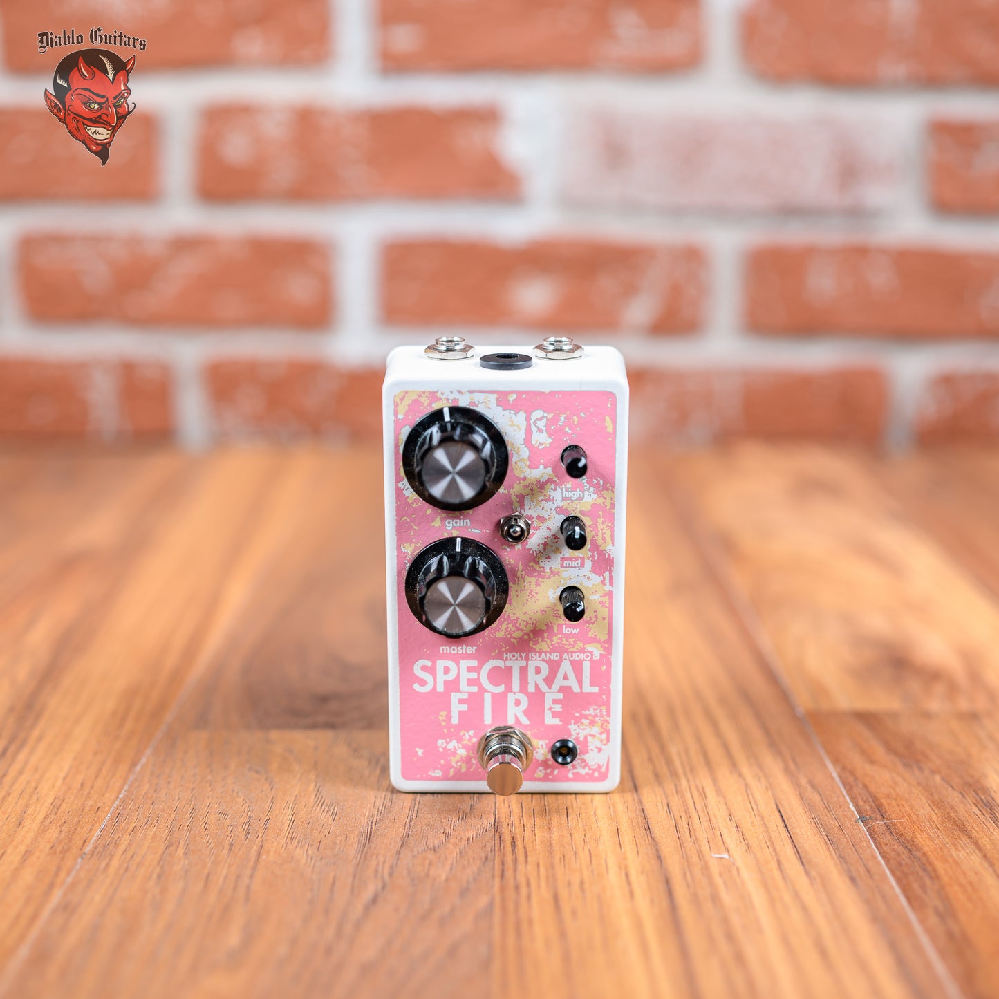 Holy Island Audio Spectral Fire - Pink / Cream / White