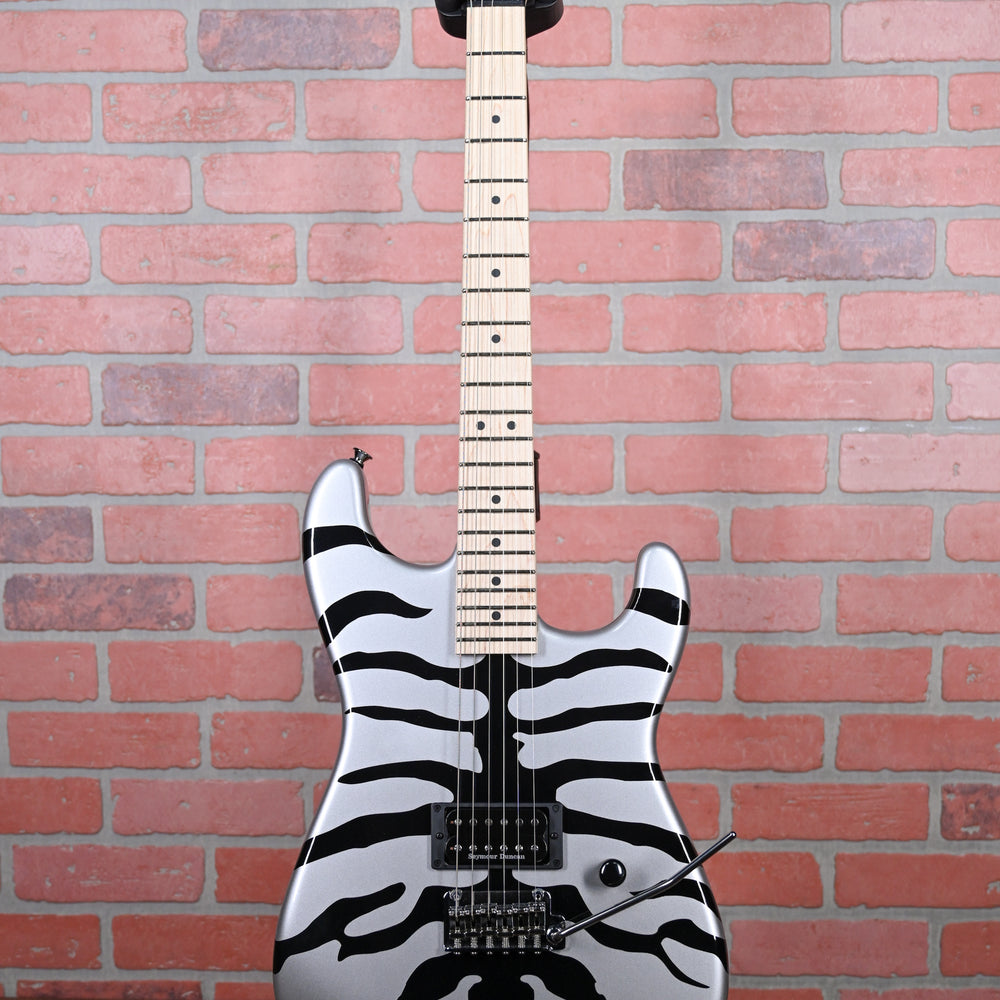 
                      
                        Charvel Limited Edition Super-Stock San Dimas Style 1 Silver Bengal 2024 w/Gigbag
                      
                    