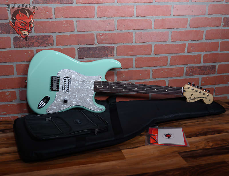 Fender Tom Delonge Stratocaster Surf Green 2023 w/Original Gigbag