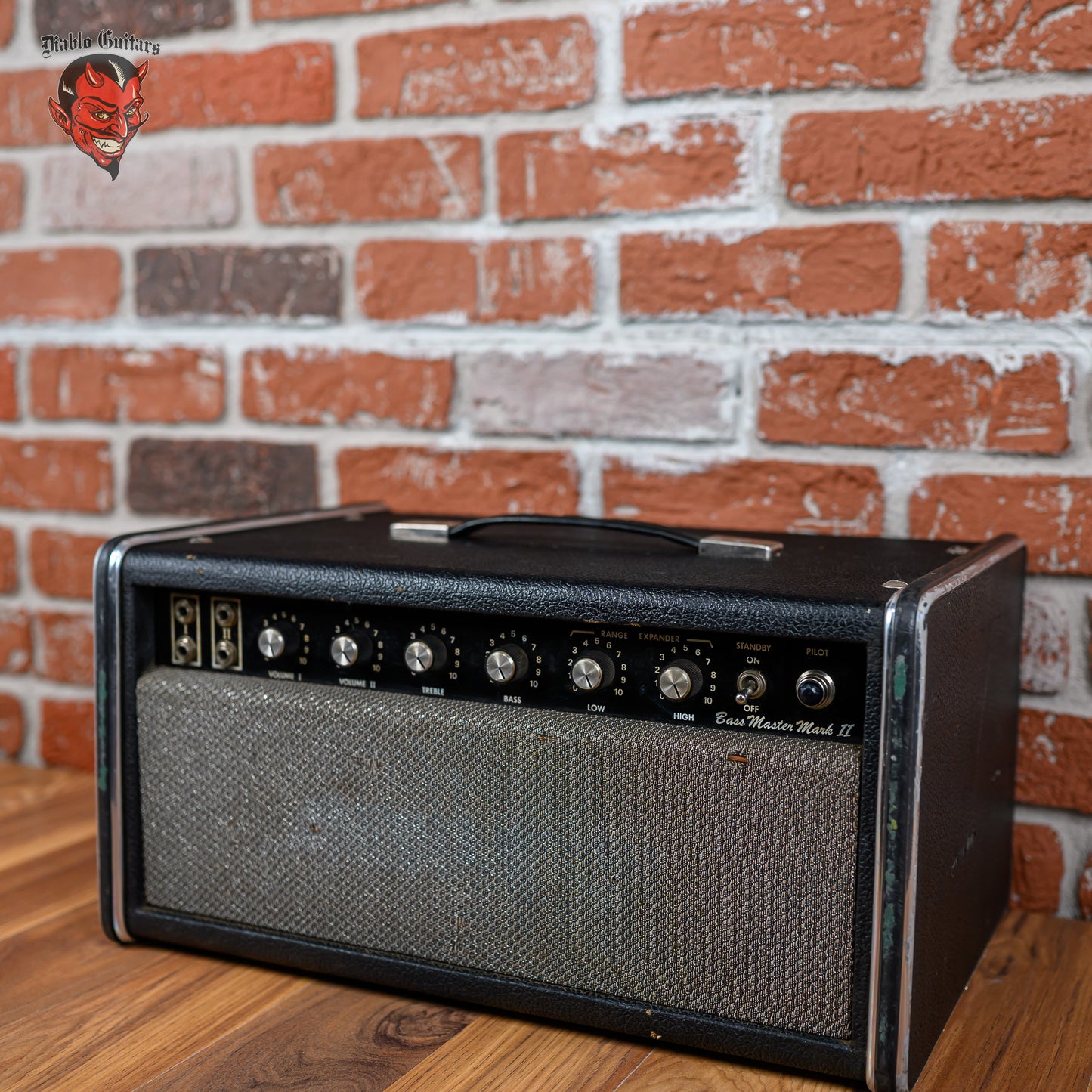 Traynor YBA-1A Bass Master Mark II 90-Watt Guitar / Bass Head Late 1970s Black with Silver Grill