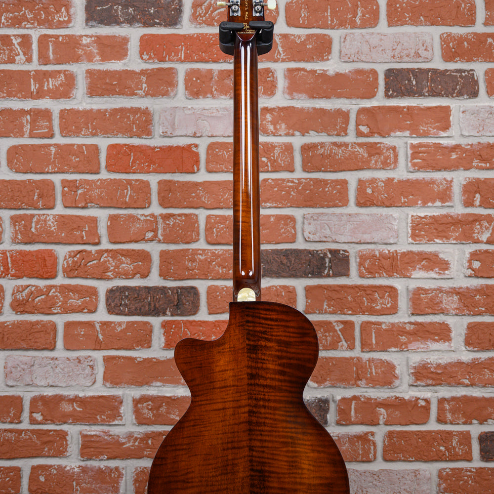 
                      
                        Hofner The Loft at Lay’s Club Bass Vintage Gold Top #1 2021 w/OHSC
                      
                    