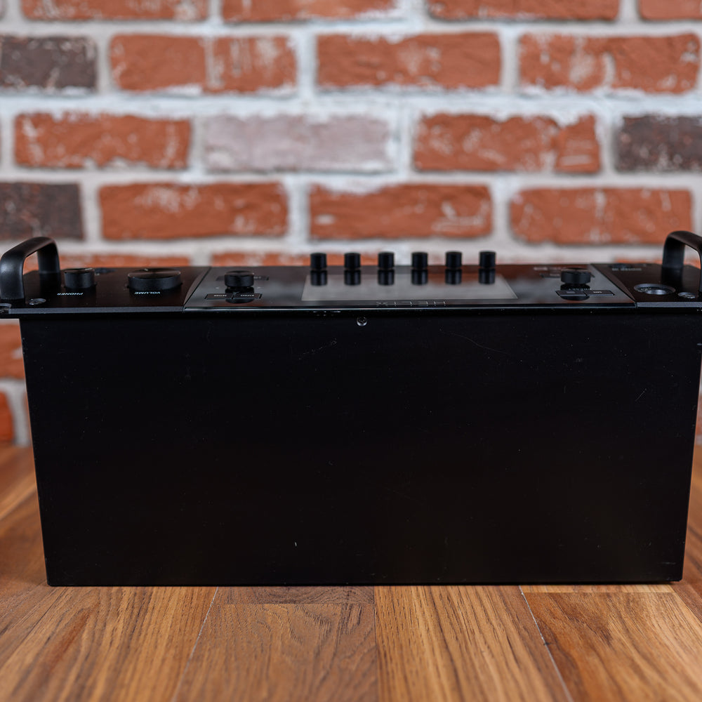 
                      
                        Line 6 Helix Rackmount Processor 2021 Black
                      
                    