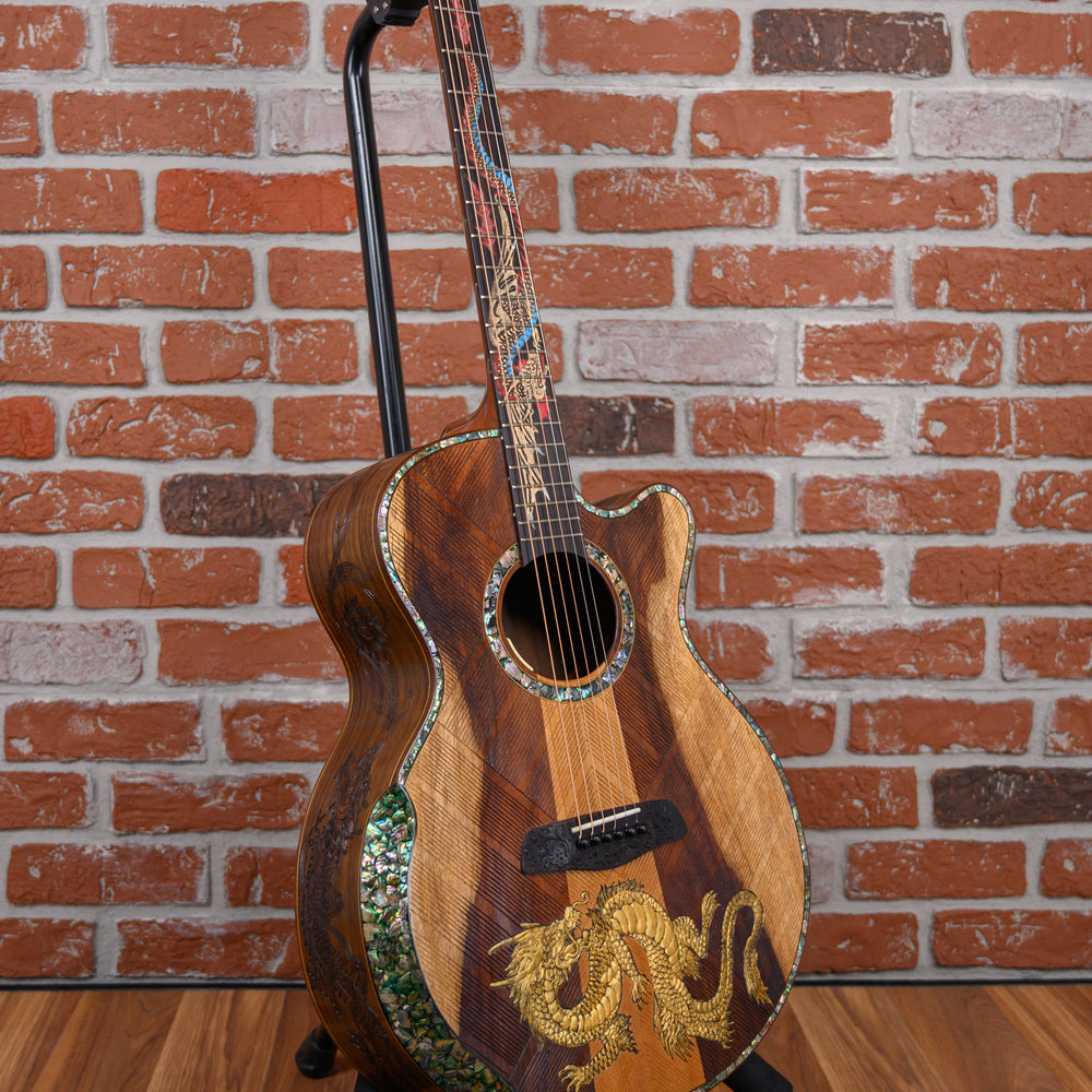 
                      
                        Blueberry Grand Concert Dragon Motif Acoustic Natural 2023 w/OHSC
                      
                    