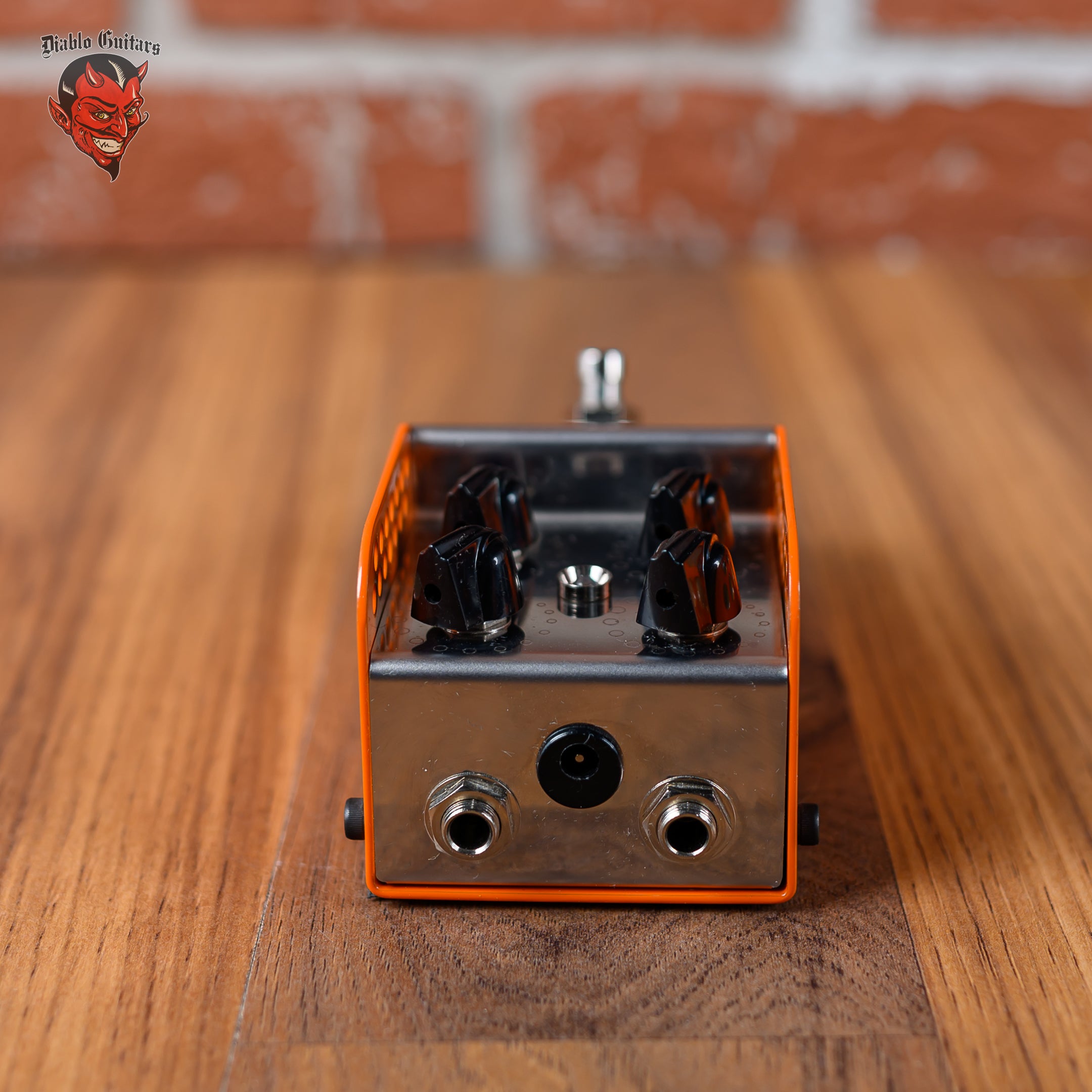 ThorpyFX Fallout Cloud Fuzz V2 Silver/Orange – Diablo Guitars