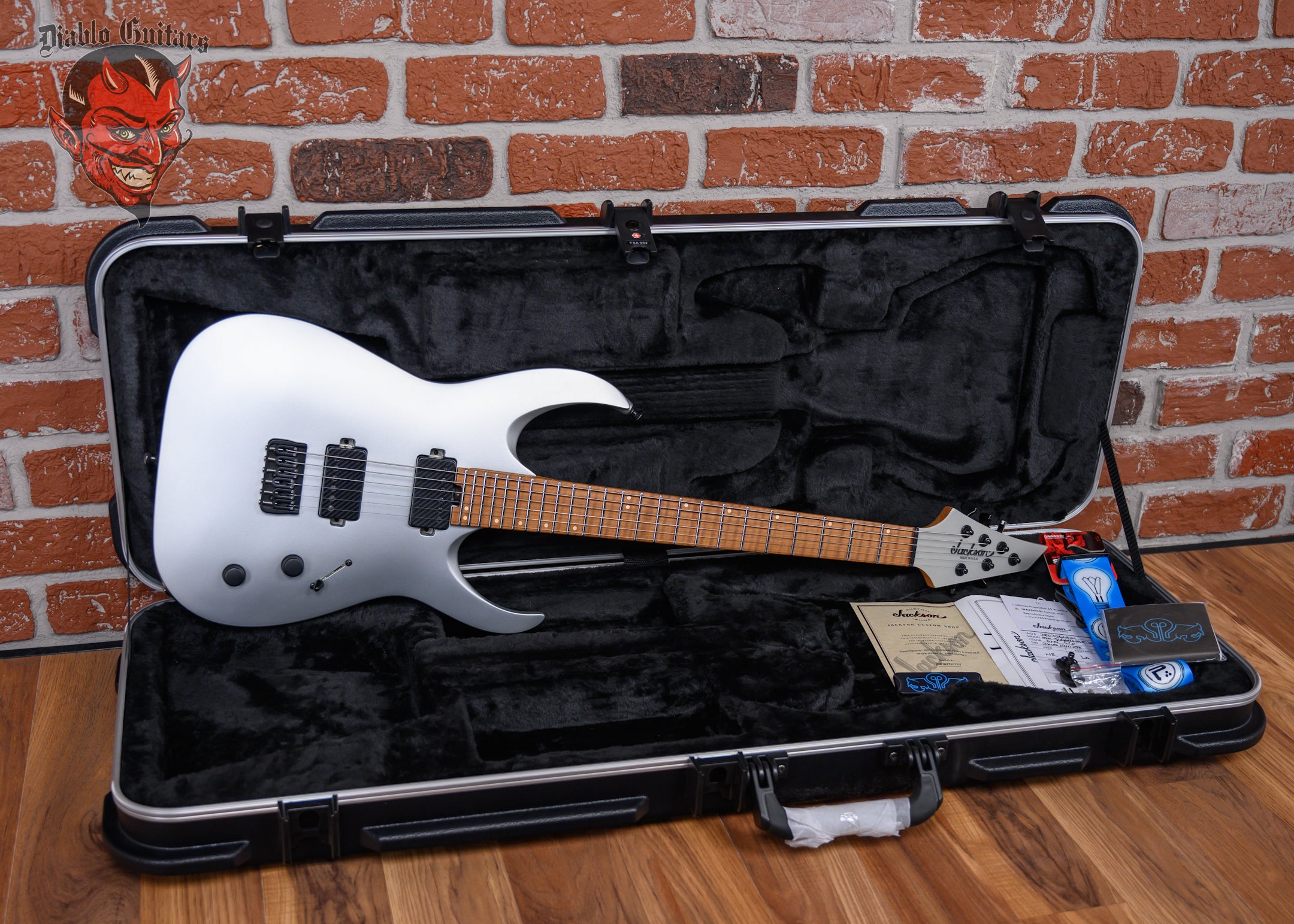 Guitars and Amps – Diablo Guitars