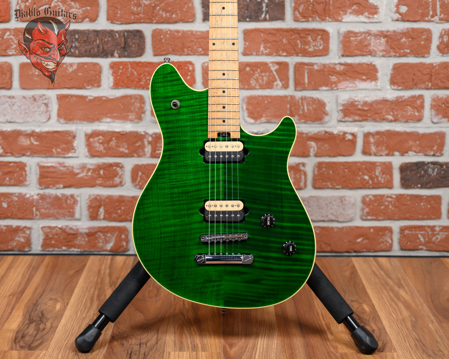 Peavey USA EVH Wolfgang Flame Maple Top Transparent Green 2000 w/OHSC