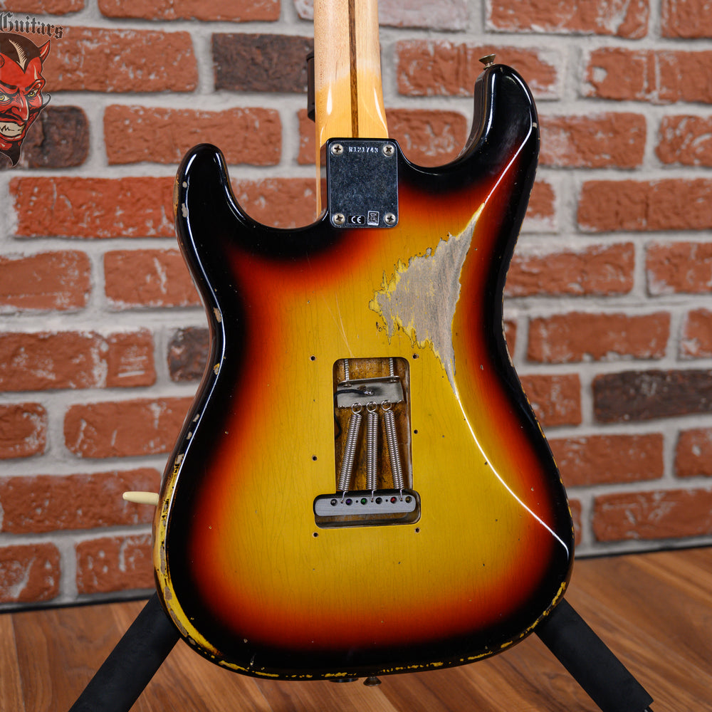 
                      
                        Fender Custom Shop 1960 Stratocaster Heavy Relic 3-Tone Sunburst 2022 w/OHSC
                      
                    