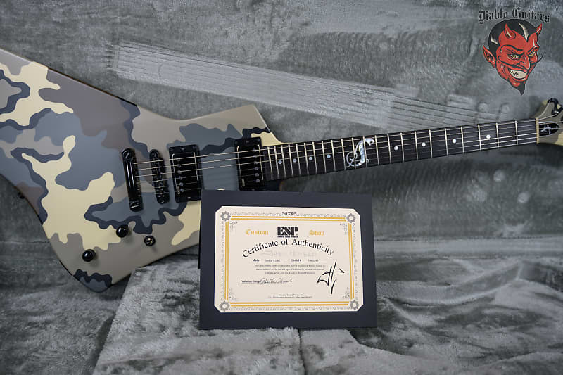 
                      
                        ESP Original Series Custom Shop James Hetfield Signature Snakebyte Kuiu Camo Satin 2024 w/OHSC
                      
                    