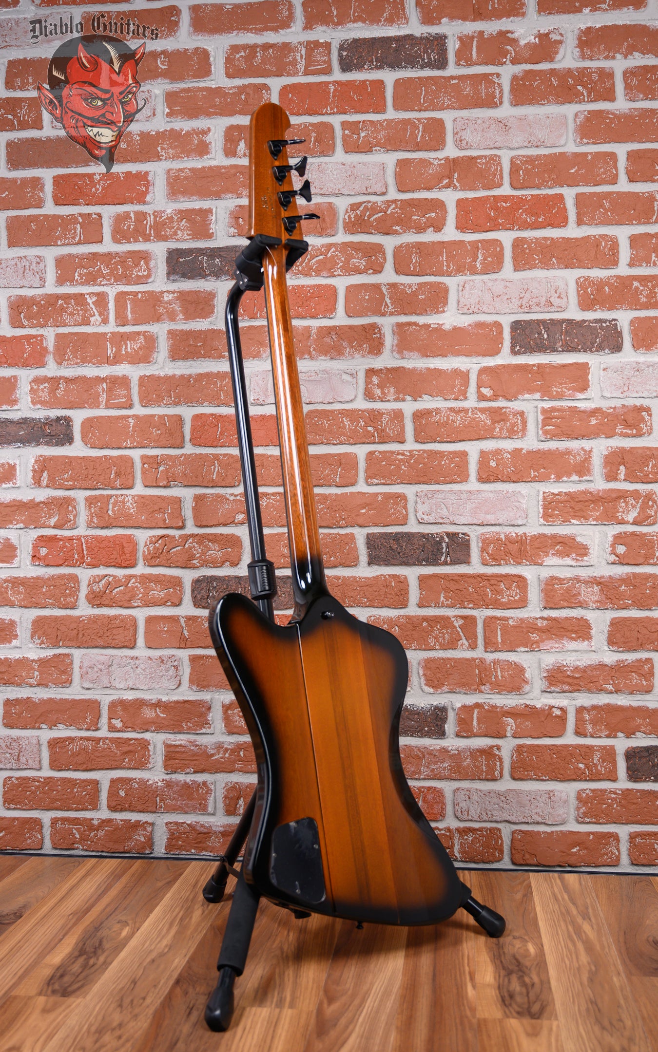 Gibson Thunderbird IV Bass Sunburst 2000 w/OHSC – Diablo Guitars