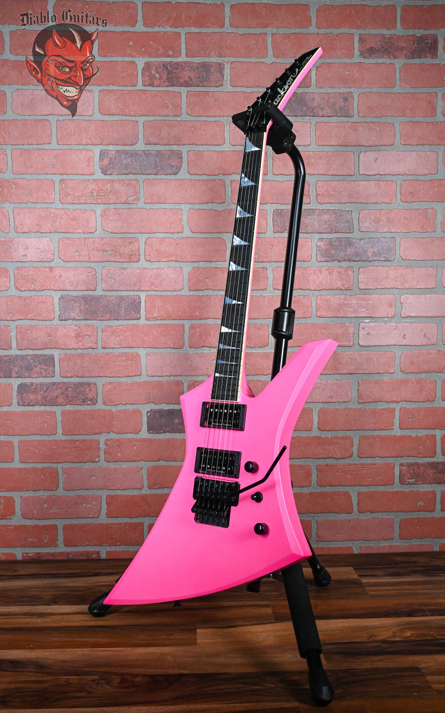 Jackson USA Custom Shop KE2 Kelly Neon Pink 2024 w/OHSC