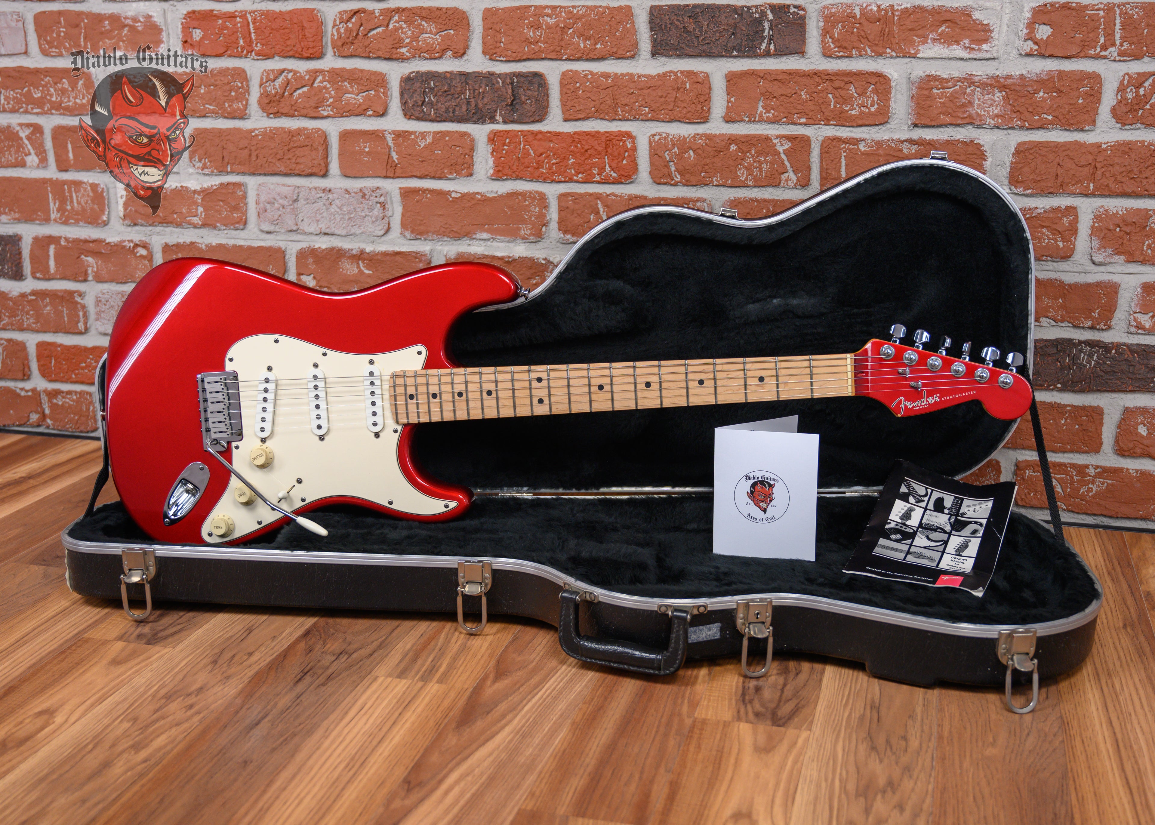 Fender American Standard Stratocaster Candy Apple Red 1995 w/OHSC