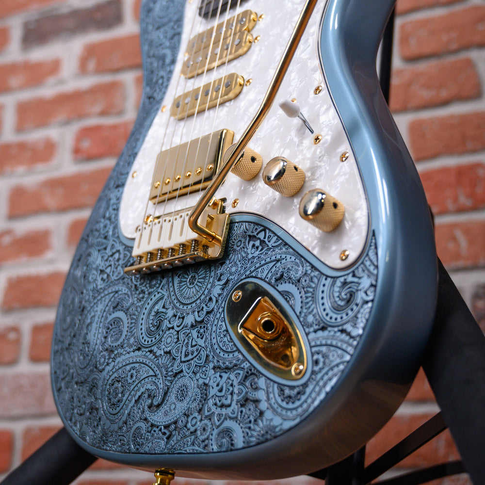 
                      
                        Dean Zelinsky Custom Engraved Paisley Top Tagliare Gunhill Blue 2022 w/OHSC
                      
                    