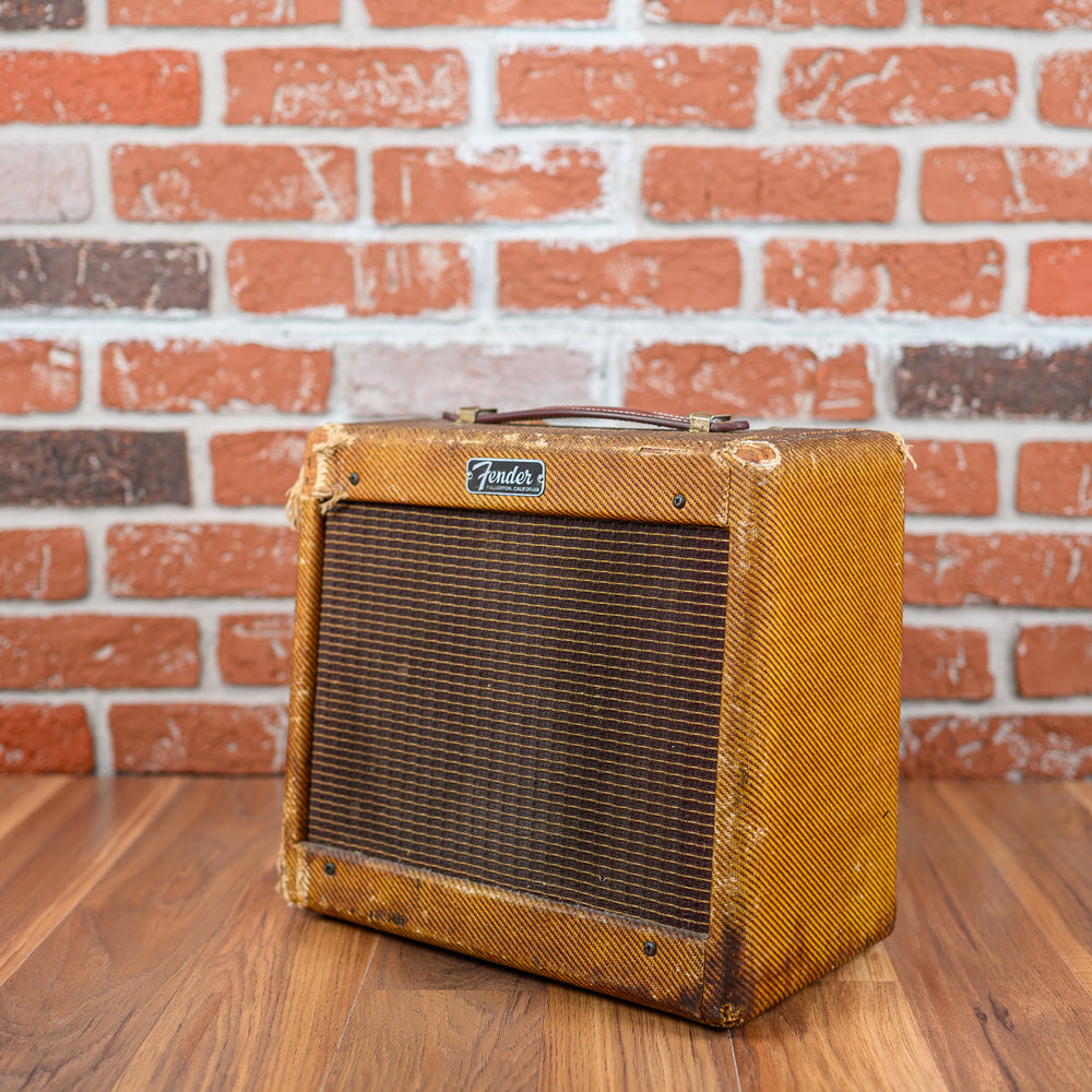 
                      
                        Fender Champ 5F1 Narrow Panel 5-Watt 1x8" Guitar Combo 1963/1964 - Tweed
                      
                    