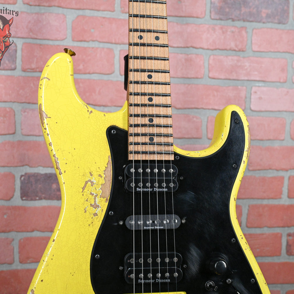 
                      
                        Charvel USA Custom Shop San Dimas HSH CT Relic Aged Nitro Graffiti Yellow Relic 2024 w/OHSC
                      
                    