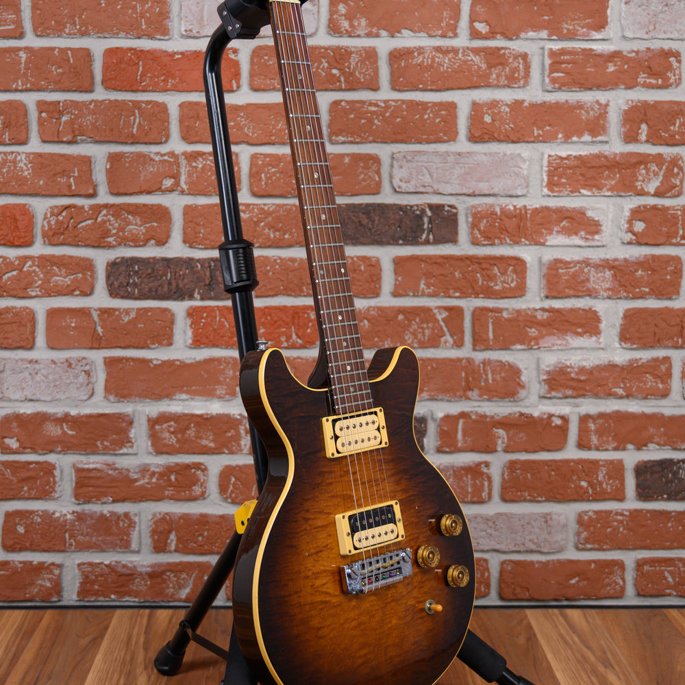 
                      
                        Epiphone USA Spirit Figured Maple Top Sunburst 1982 w/OHSC
                      
                    